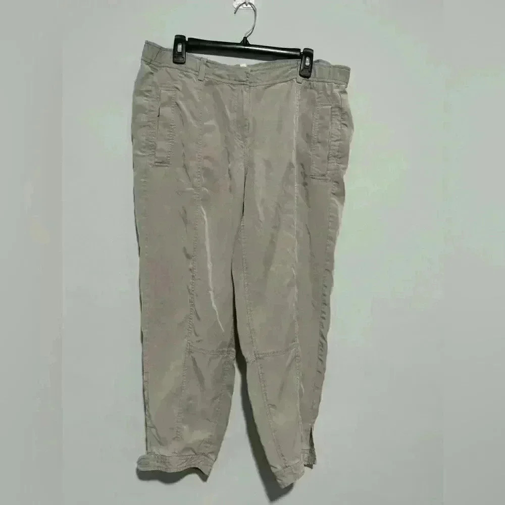 Eileen Fisher Women Sz M Tencel Pull On Cropped Gray Pants with pockets